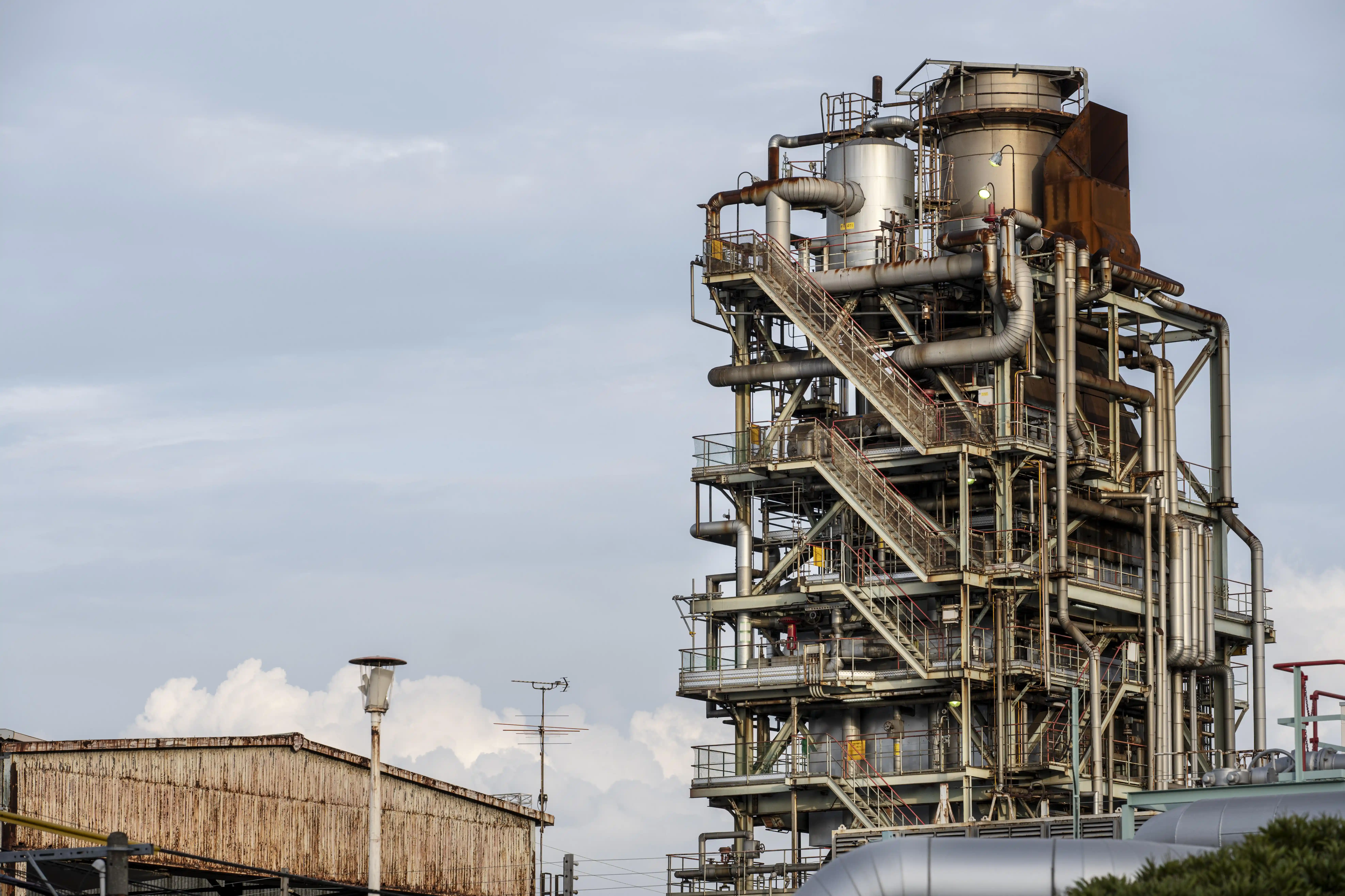 Industrial activity declines in September