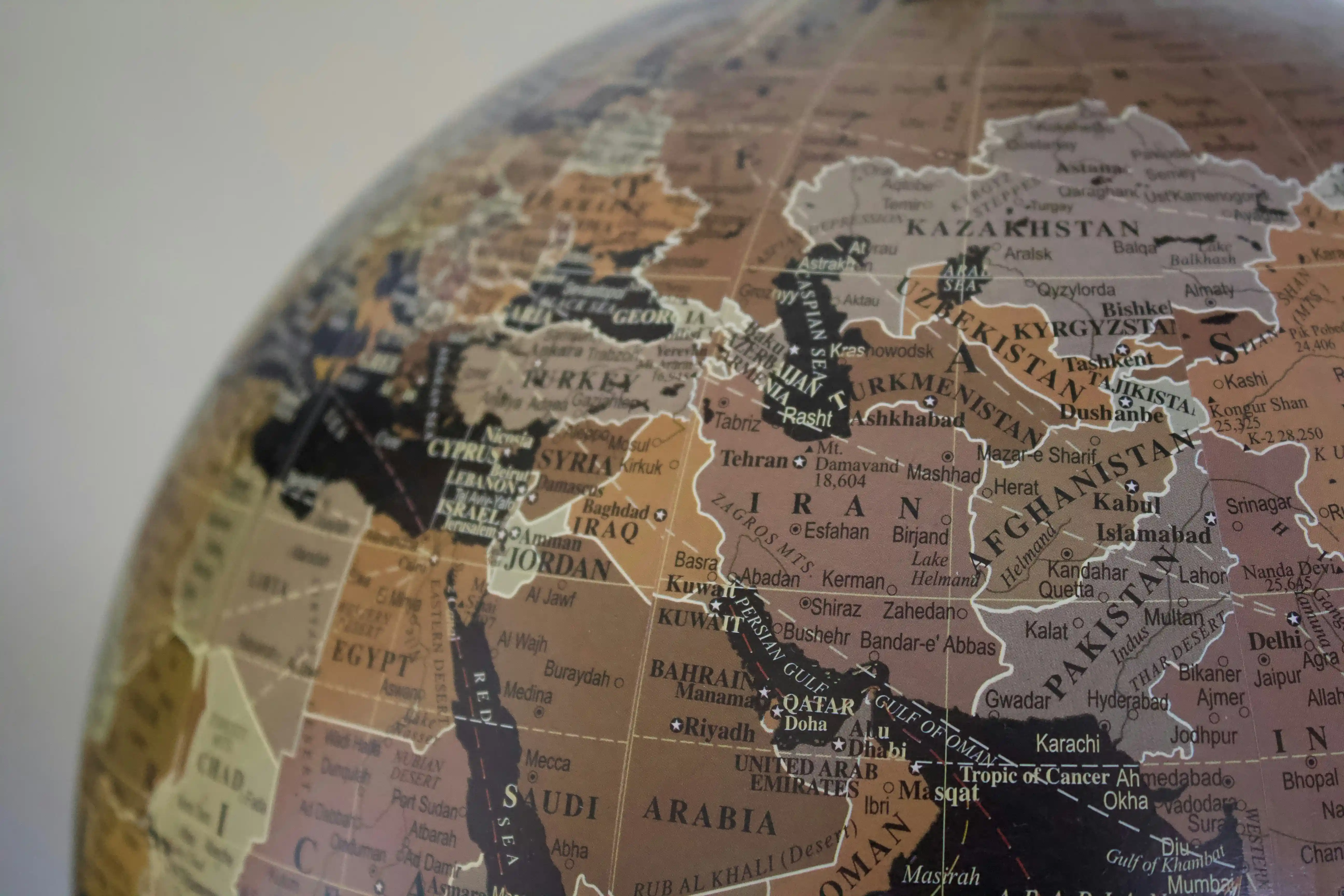 AM: De Groenlandia a Irán