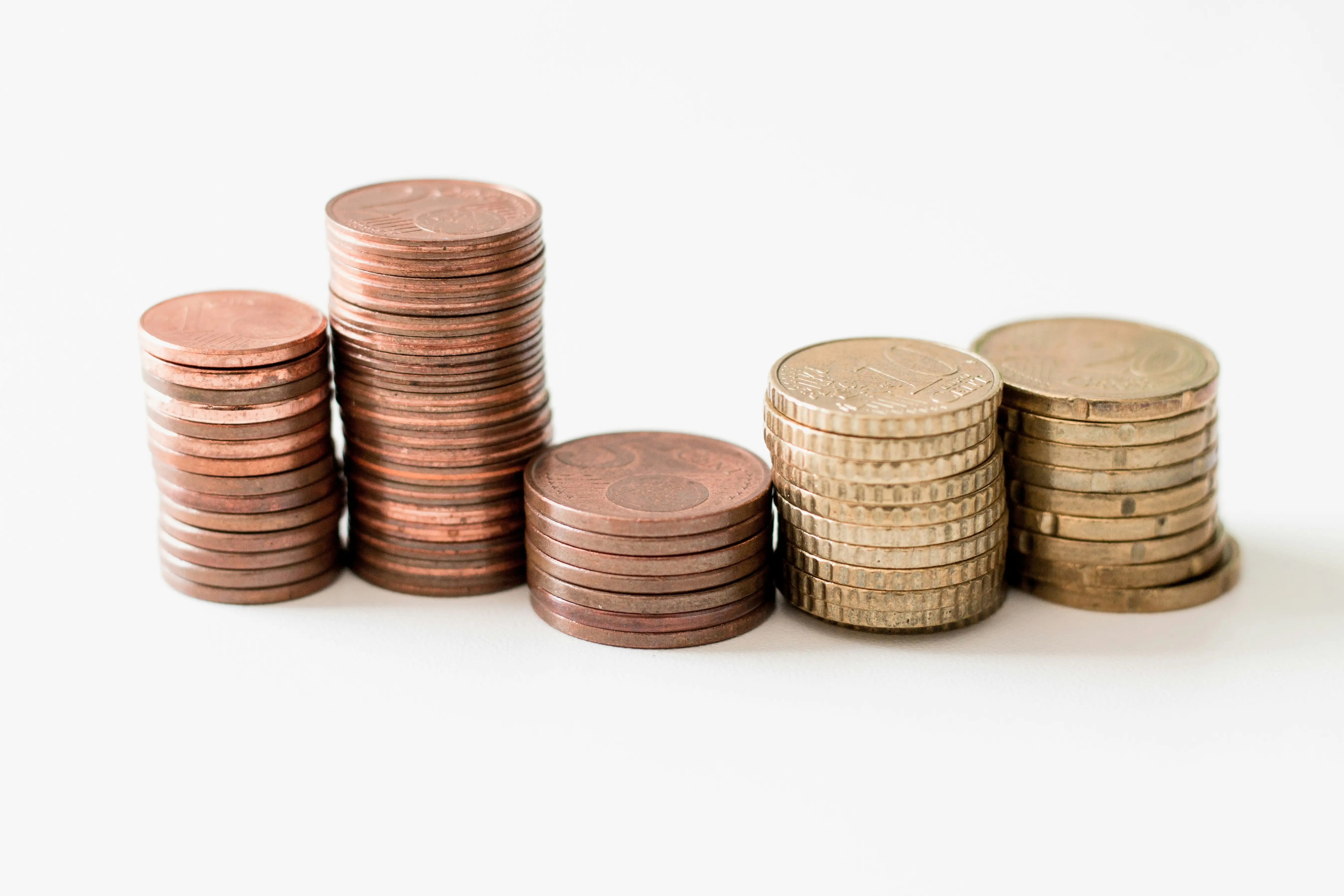 Resiliencia del peso en un entorno de aranceles, Fed cautelosa y recorte por parte de Banxico